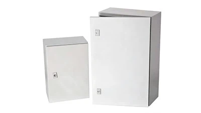 Carcase metalice cu ușă cu balamale